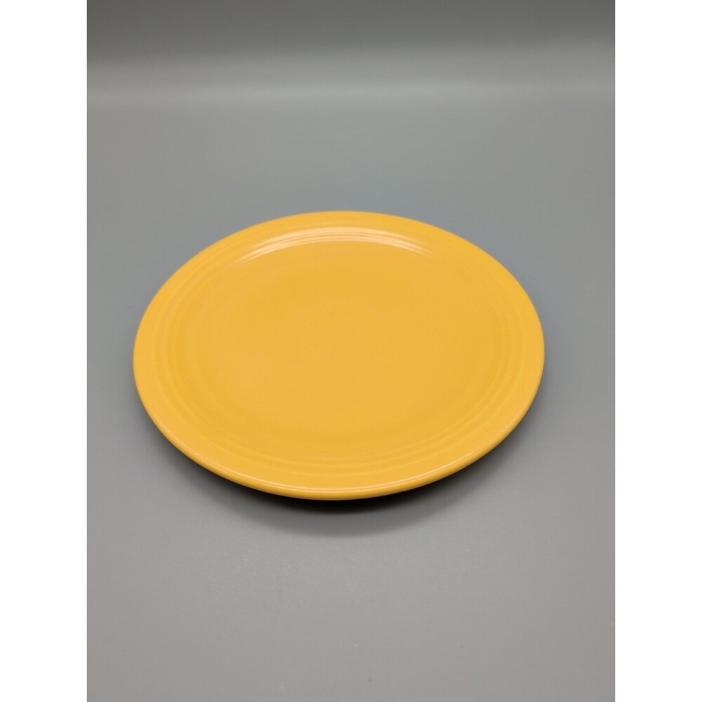 Vintage Fiesta Yellow 7" Salad Plate Unmarked Wet Foot HLC Fiestaware